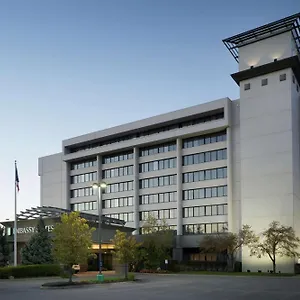 Hotel Embassy By Hilton Columbus